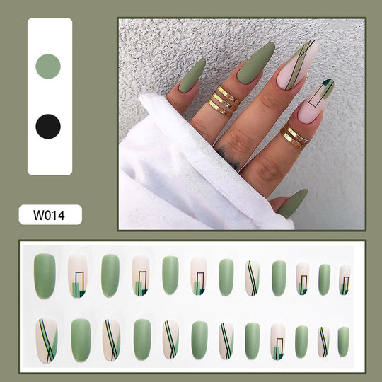 “Fashion Nails 24 Pieces”