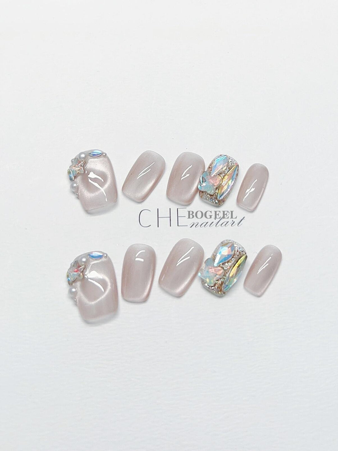 “Iridescent Gems Short Square Fashion Nails”