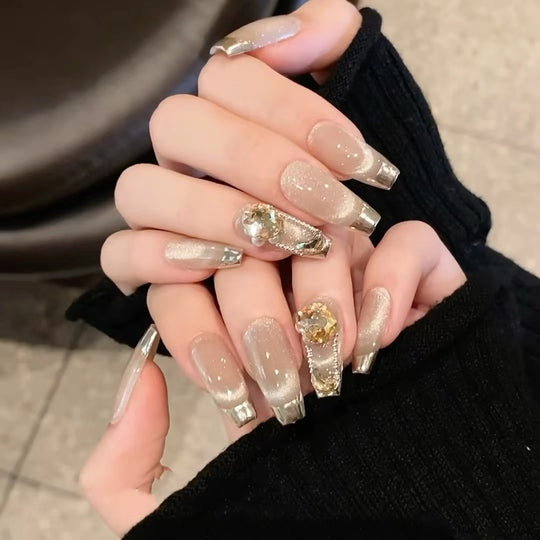 “Cat Eye Mid Coffin Tip False Nails”