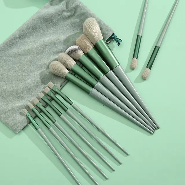 “13 Piece Makeup Brush Set”