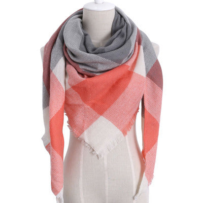 “Triangle Scarf”