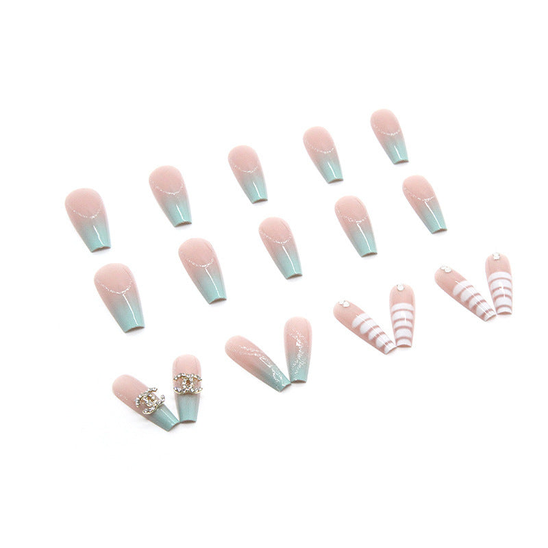 “Seafoam Dreams 24 Piece XL Square Fashion Nails”