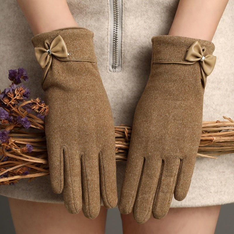 “Bow Tie Wool Touch Gloves”