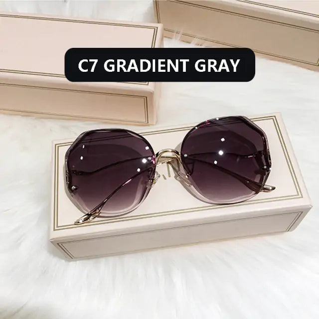 “Tea Gradient Fashion Sunglasses”